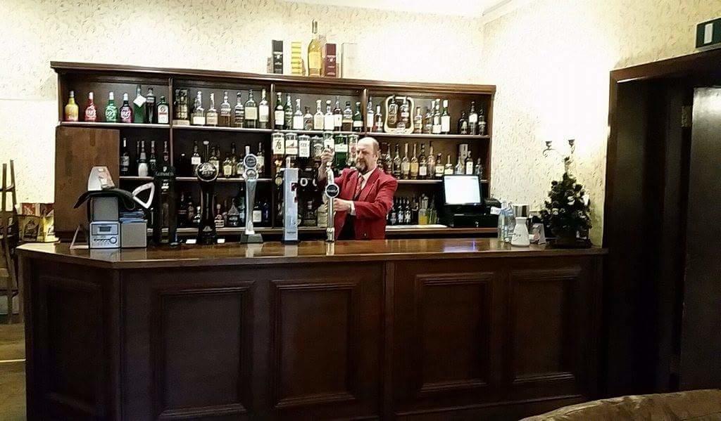 The Royal Hotel טיין מראה חיצוני תמונה